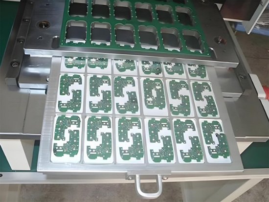 FPC punching mold